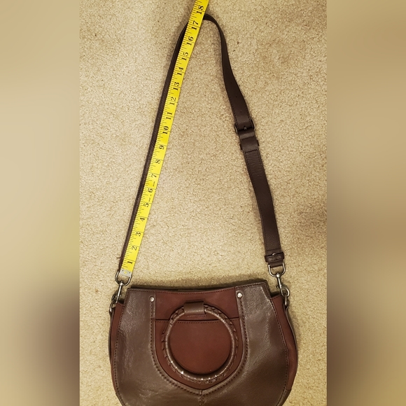 Lacky Brand Burgundy Crossbody Handbag With Beatiful Handles And Strap. - Picture 8 of 8